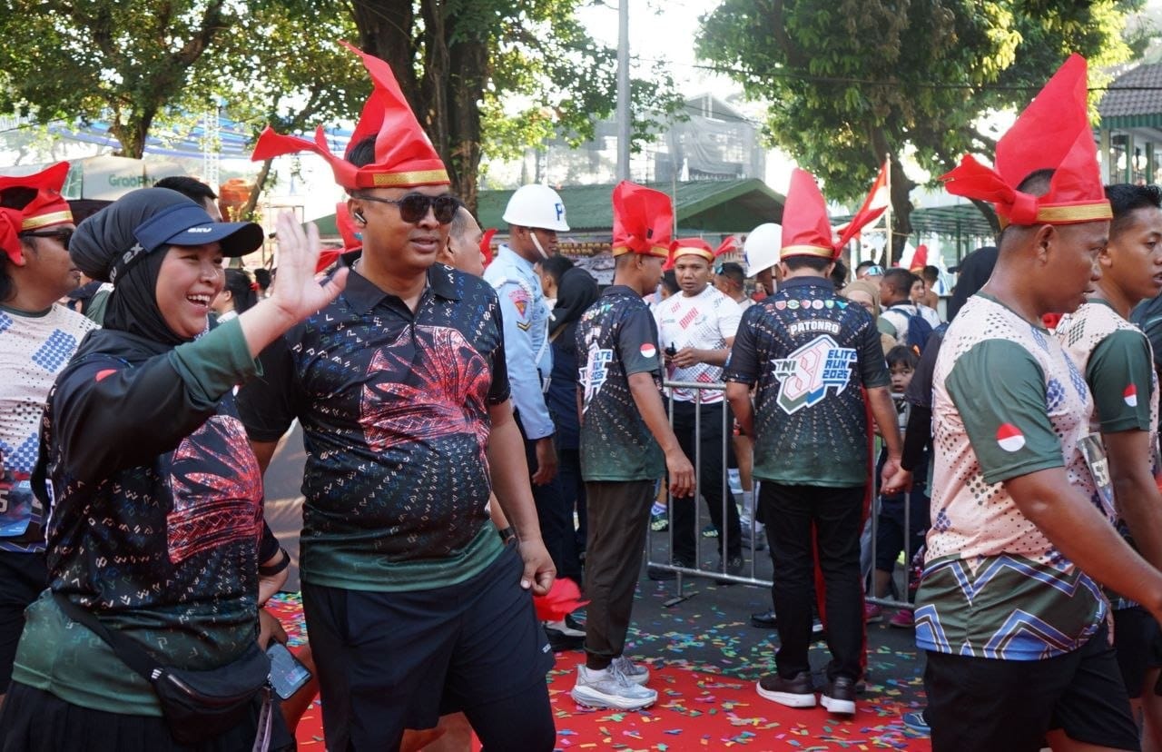 *Dandim 1409/Gowa Turut Hadir dan Ikuti Keseruan Elite Run Patonro HUT TNI ke-81*