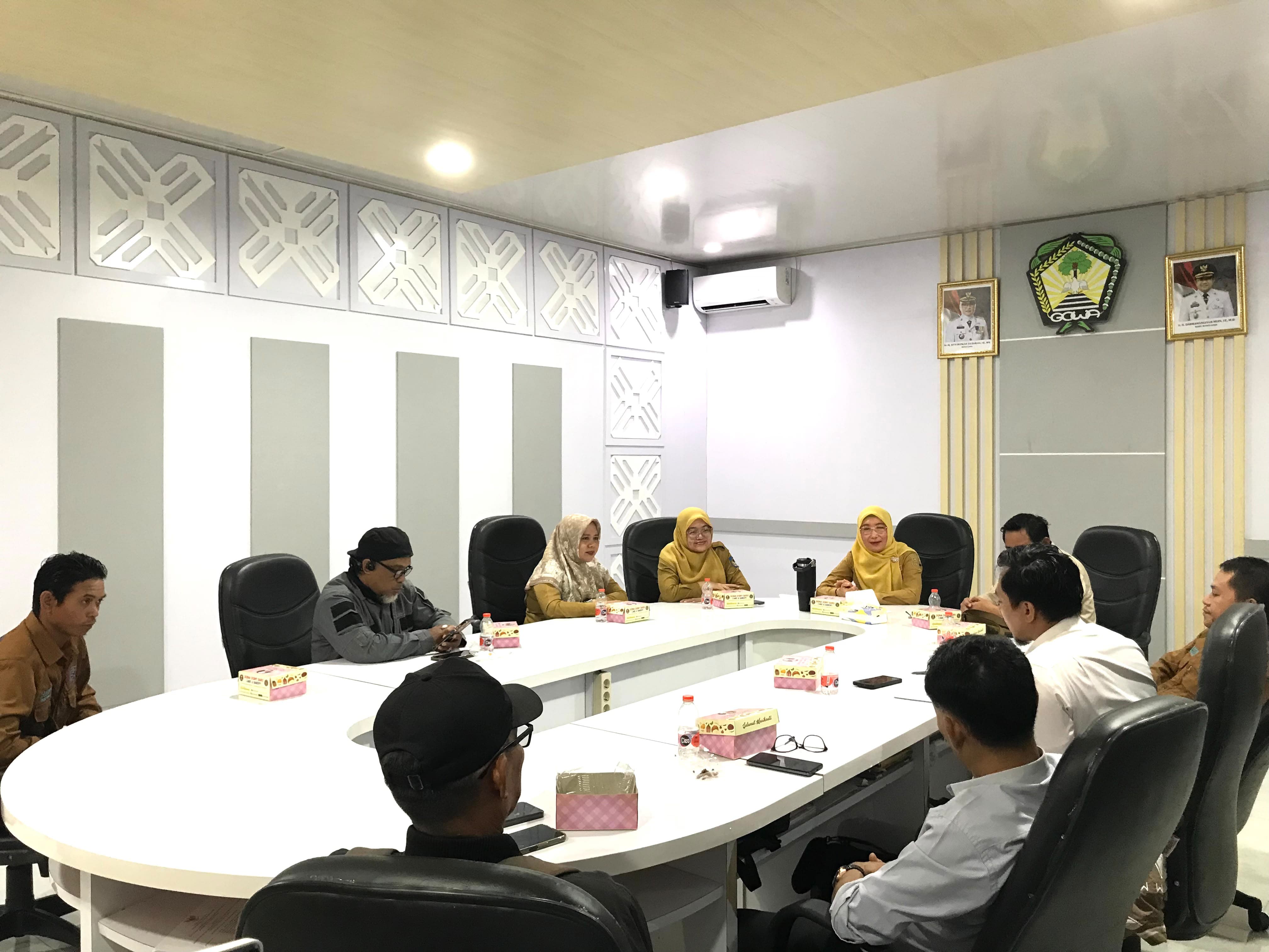 121 Desa Jadi Sasaran — Kominfo SP Gowa Dukung Pengembangan News Room Jaga Desa
